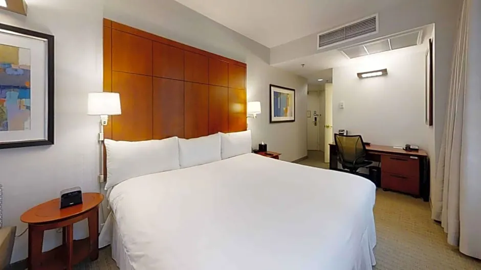 Club Quarters Hotel, Central Loop, Chicago hotel hero