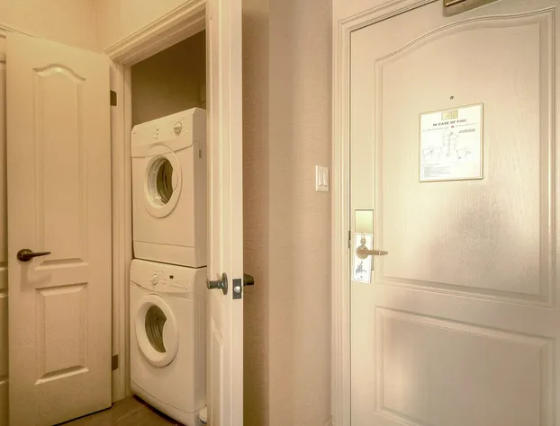 Grand Suites Grand Okanagan by KelownaGo hotel detail image 1