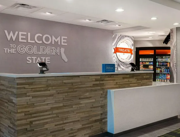 Hampton Inn & Suites Marina hotel detail image 4