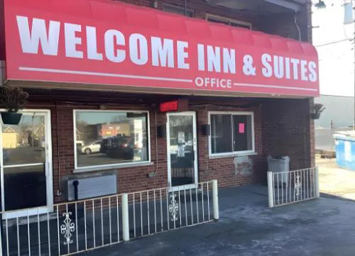 Welcome Inn & Suites - Lyons hotel hero