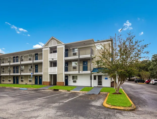 Studio 6 Extended Stay - Jacksonville, FL - South hotel detail image 3