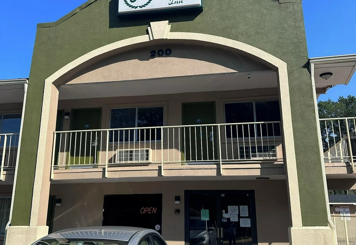 High Point Arcadia Inn hotel hero