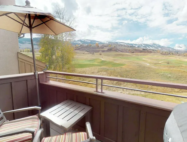 Villas at Snowmass Club hotel detail image 4