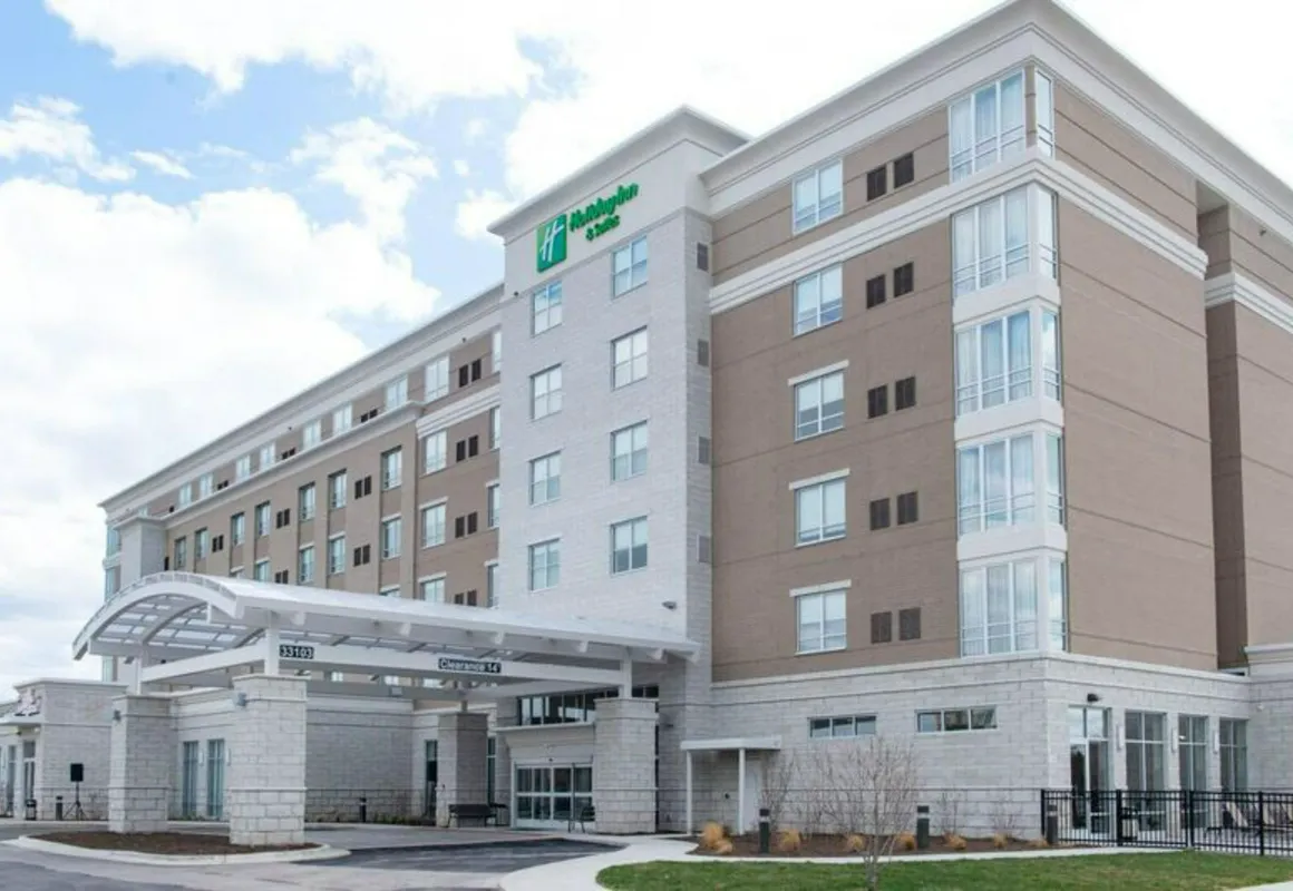 Holiday Inn Hotel & Suites Farmington Hills - Detroit NW by IHG hotel hero