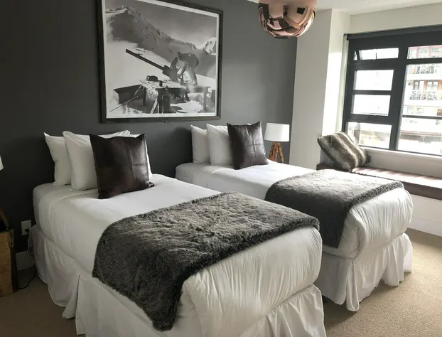 Gibbons Life Accommodations hotel detail image 4