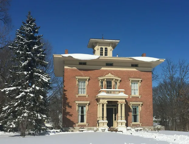 Villa DeWolf hotel detail image 1