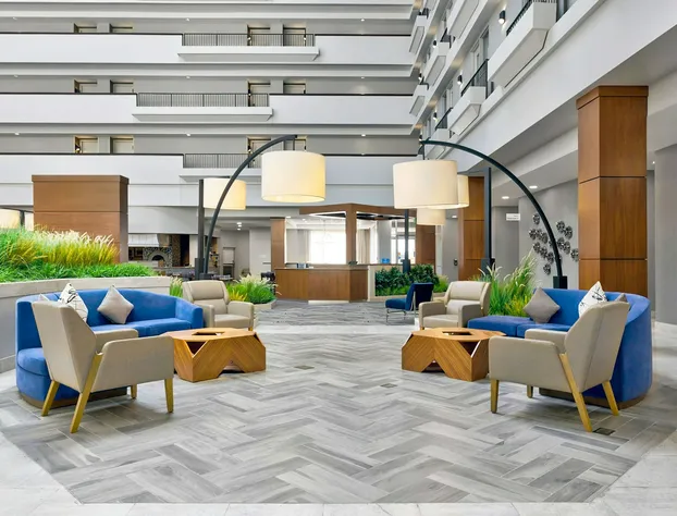 DoubleTree by Hilton Davenport hotel detail image 3