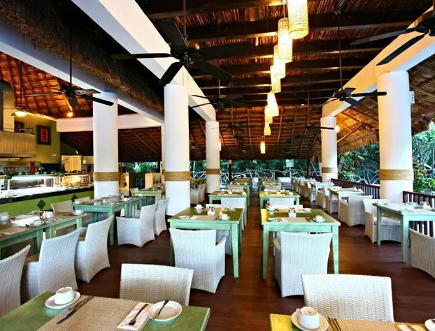 Select Club at Sandos Caracol All Inclusive - Adults Only Area hotel detail image 3
