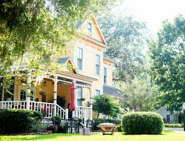 The Laurel Oak Inn Bed and Breakfast hotel detail image 2