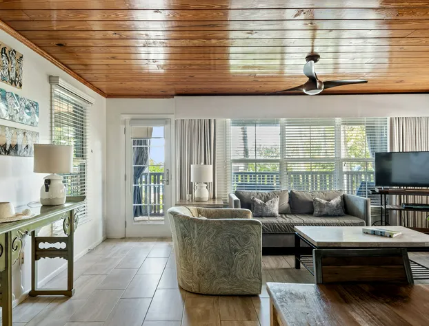 Gulfside Resorts & Indian Rocks Inn hotel detail image 2