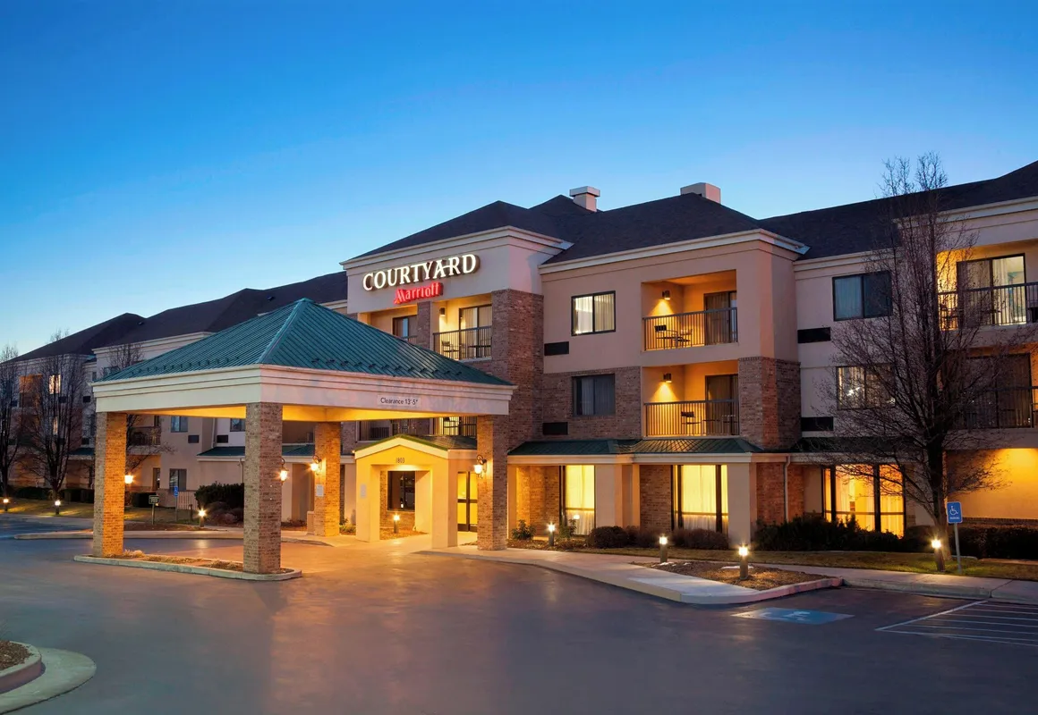 Courtyard By Marriott Layton hotel hero