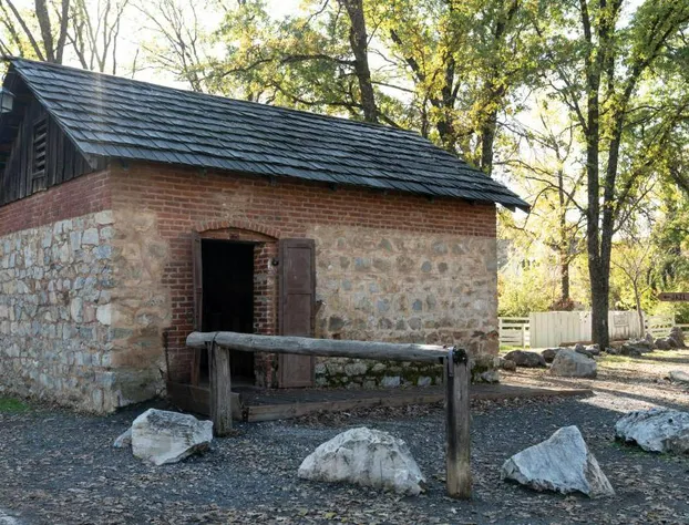 Hotel Lumberjack hotel detail image 4