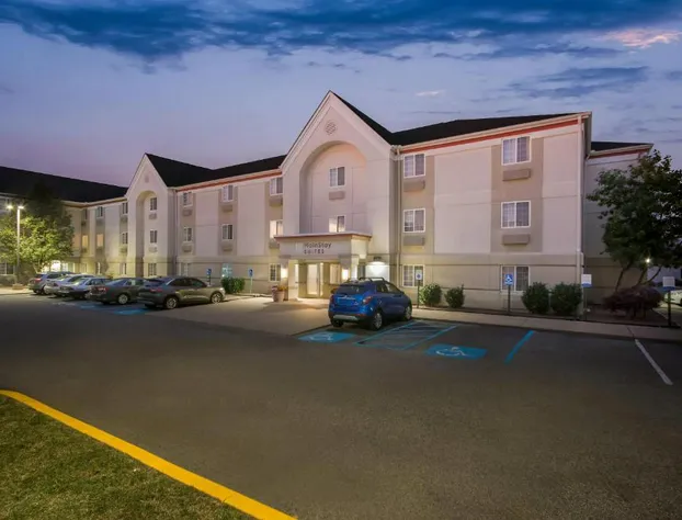 MainStay Suites Louisville Jeffersontown hotel detail image 3