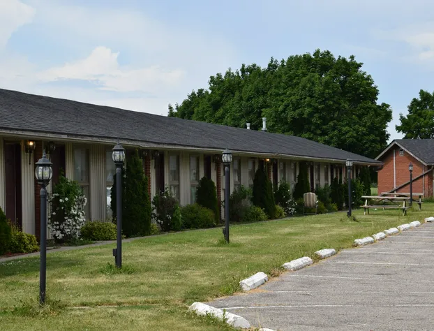 Festival Courtyard Inn hotel detail image 1