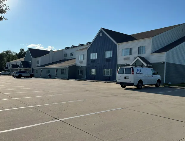 Days Inn & Suites by Wyndham Williamsburg IA North hotel detail image 1