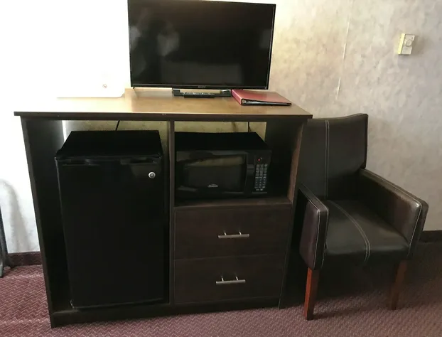 Adirondack Efficiencies hotel detail image 4