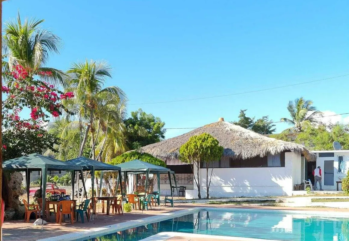 Hostel Piñata Zicatela hotel hero