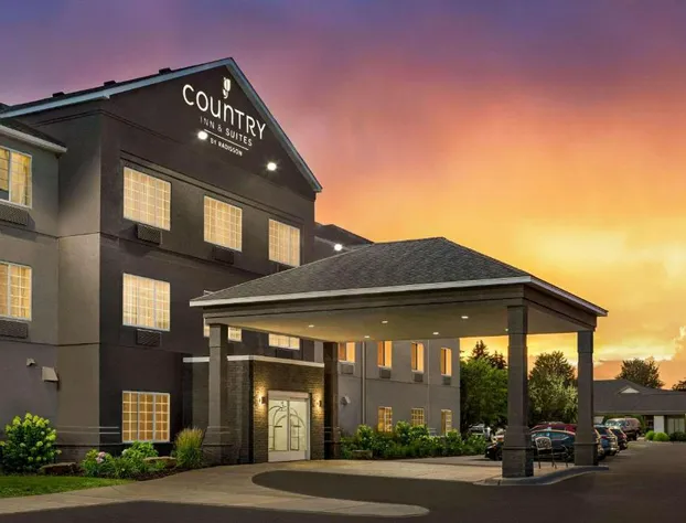 Country Inn & Suites by Radisson, Stillwater, MN hotel detail image 1