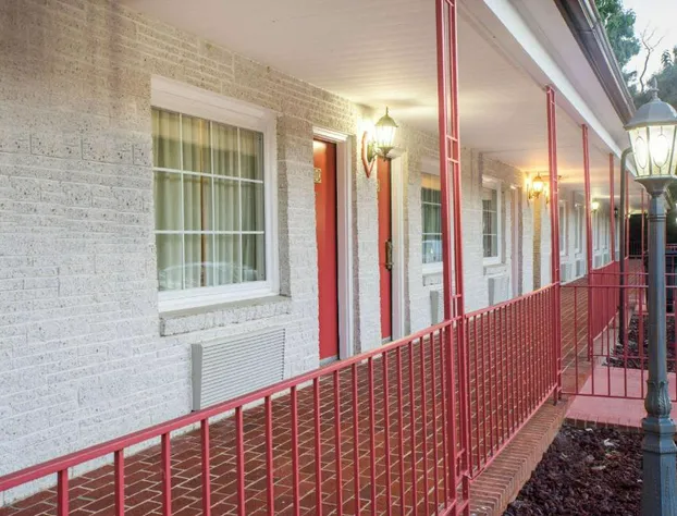 The Hillside Hotel hotel detail image 2