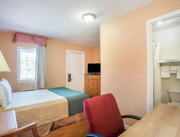 The Hillside Hotel hotel detail image 4