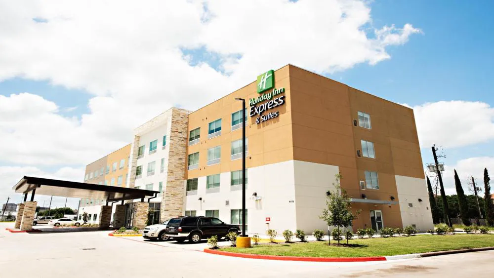 Holiday Inn Express & Suites Houston SW - Galleria Area by IHG hotel hero