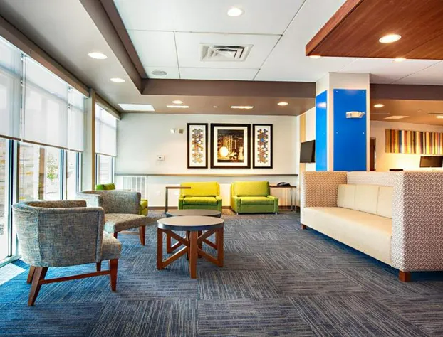 Holiday Inn Express & Suites Houston SW - Galleria Area by IHG hotel detail image 2