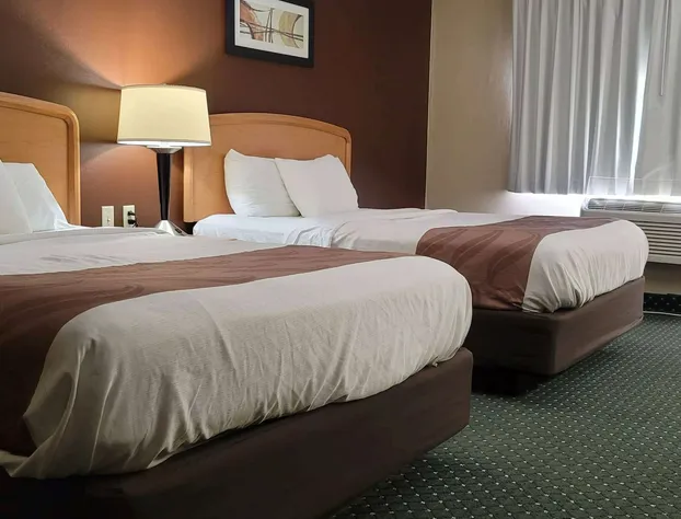 Travelodge by Wyndham Fargo West Acres hotel detail image 2