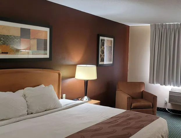 Travelodge by Wyndham Fargo West Acres hotel detail image 3