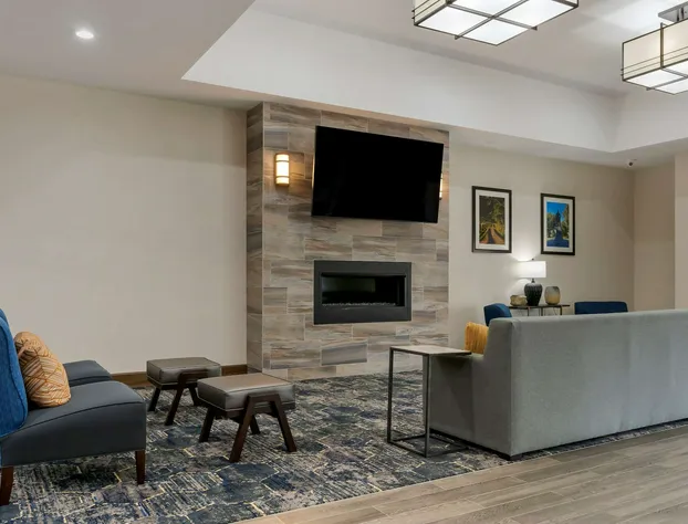 Comfort Suites hotel detail image 4