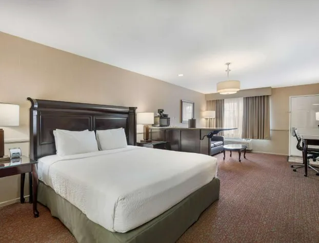 Best Western Corona Hotel & Suites hotel detail image 4