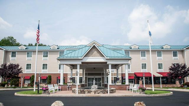 Comfort Inn & Suites Sturbridge - Brimfield hotel detail image 3