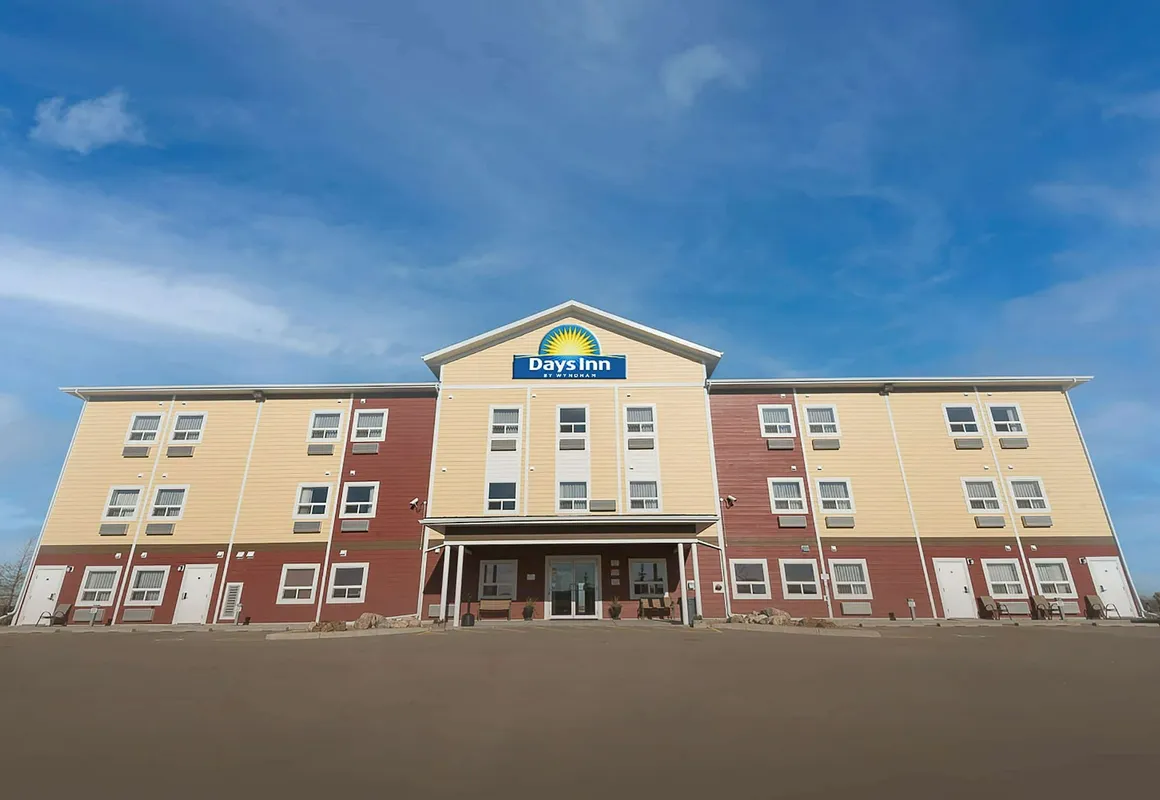 Days Inn by Wyndham Lamont hotel hero