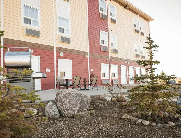 Days Inn by Wyndham Lamont hotel detail image 1