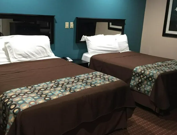 Scottish Inn & Suites hotel detail image 2