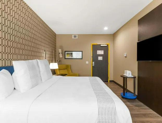 Glō Best Western Pooler - Savannah Airport Hotel hotel detail image 4