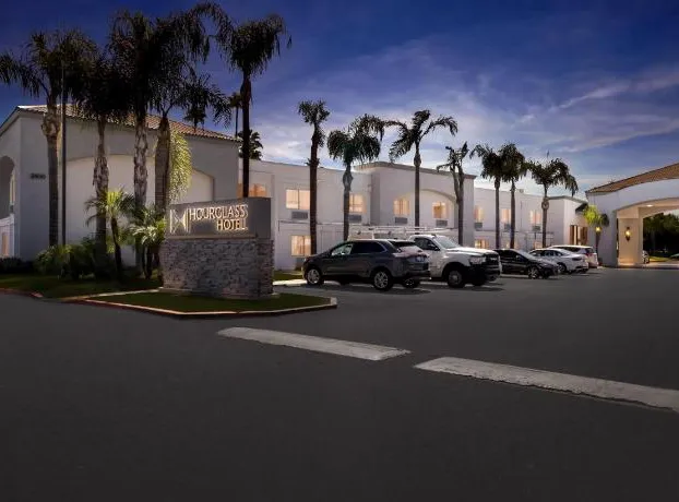 Hourglass Hotel, Trademark Collection by Wyndham hotel detail image 3