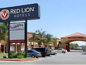 Hourglass Hotel, Trademark Collection by Wyndham hotel detail image 1