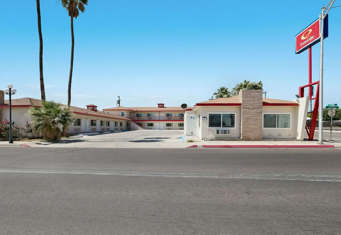 Americas Best Value Inn Needles hotel hero