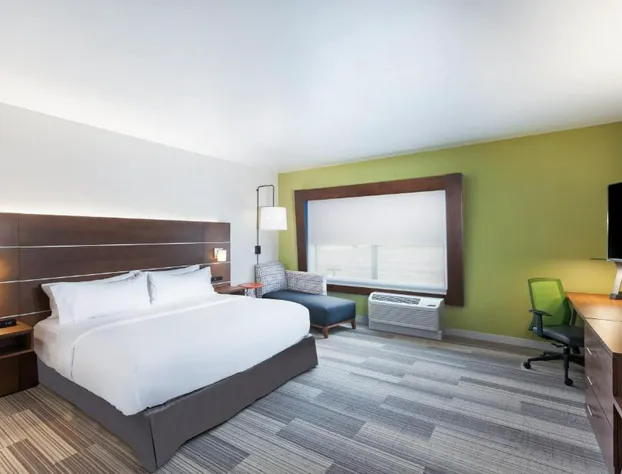 Holiday Inn Express&Suites Chanute an IHG Hotel hotel detail image 2