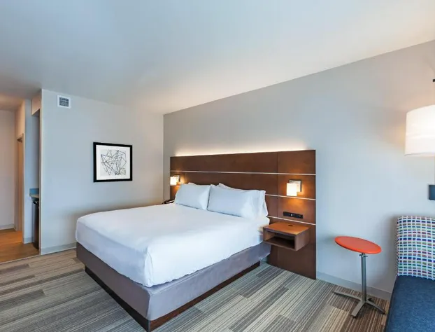 Holiday Inn Express&Suites Chanute an IHG Hotel hotel detail image 3