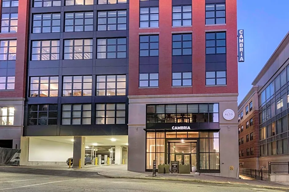 Cambria Hotel Portland Downtown-Old Port hotel hero