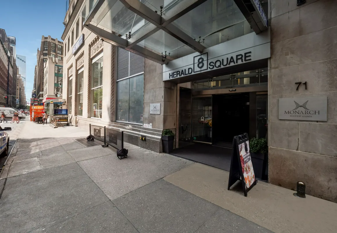 The Herald by LuxUrban hotel hero