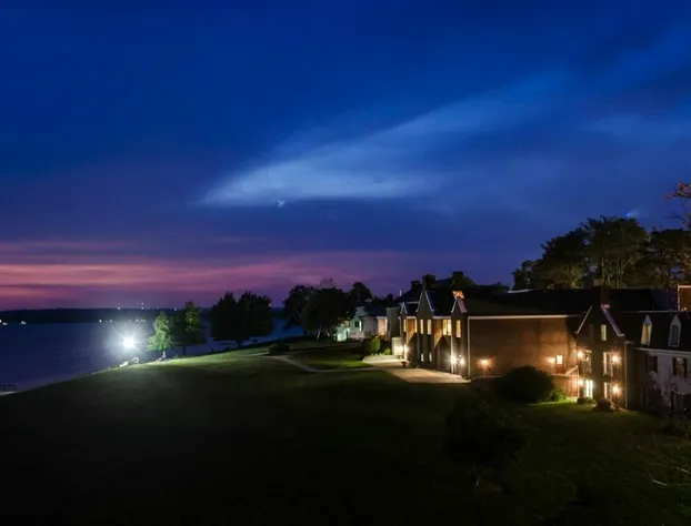 Second Conference Standard Deluxe Bay View hotel detail image 1