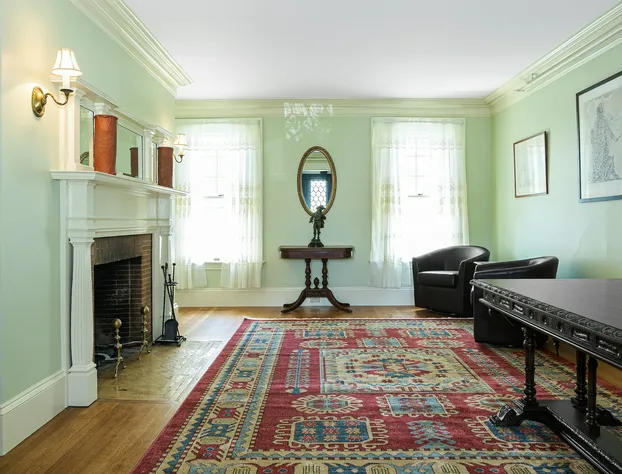 Stratford hotel detail image 1