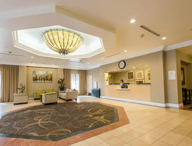 Howard Johnson by Wyndham Fullerton/Anaheim Conference Cntr hotel detail image 1