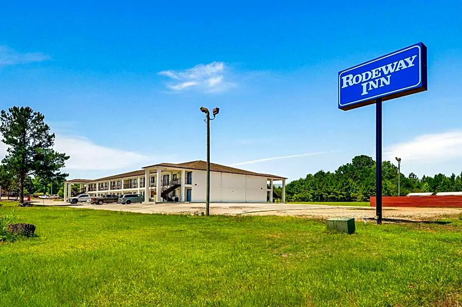 Rodeway Inn Sandersville hotel hero