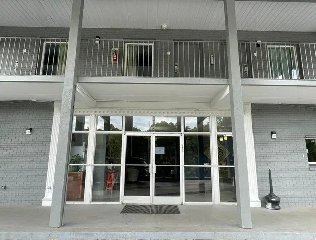 Econo Lodge hotel detail image 2