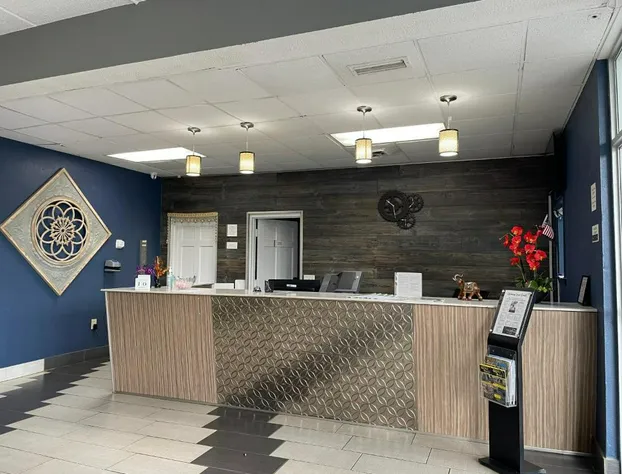 Econo Lodge Forest City hotel detail image 4