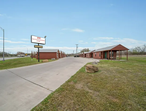 OYO Hotel Kenedy Downtown - US 181 hotel detail image 1