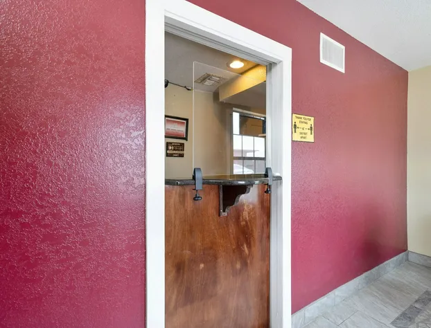 OYO Hotel Kenedy Downtown - US 181 hotel detail image 4